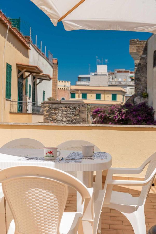 Granny S House Nettuno Exterior foto