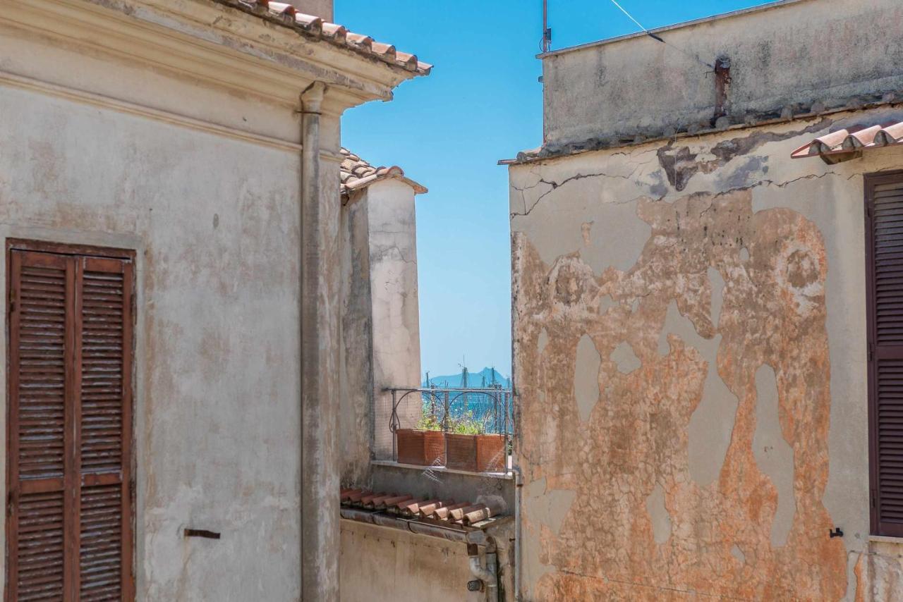 Granny S House Nettuno Exterior foto